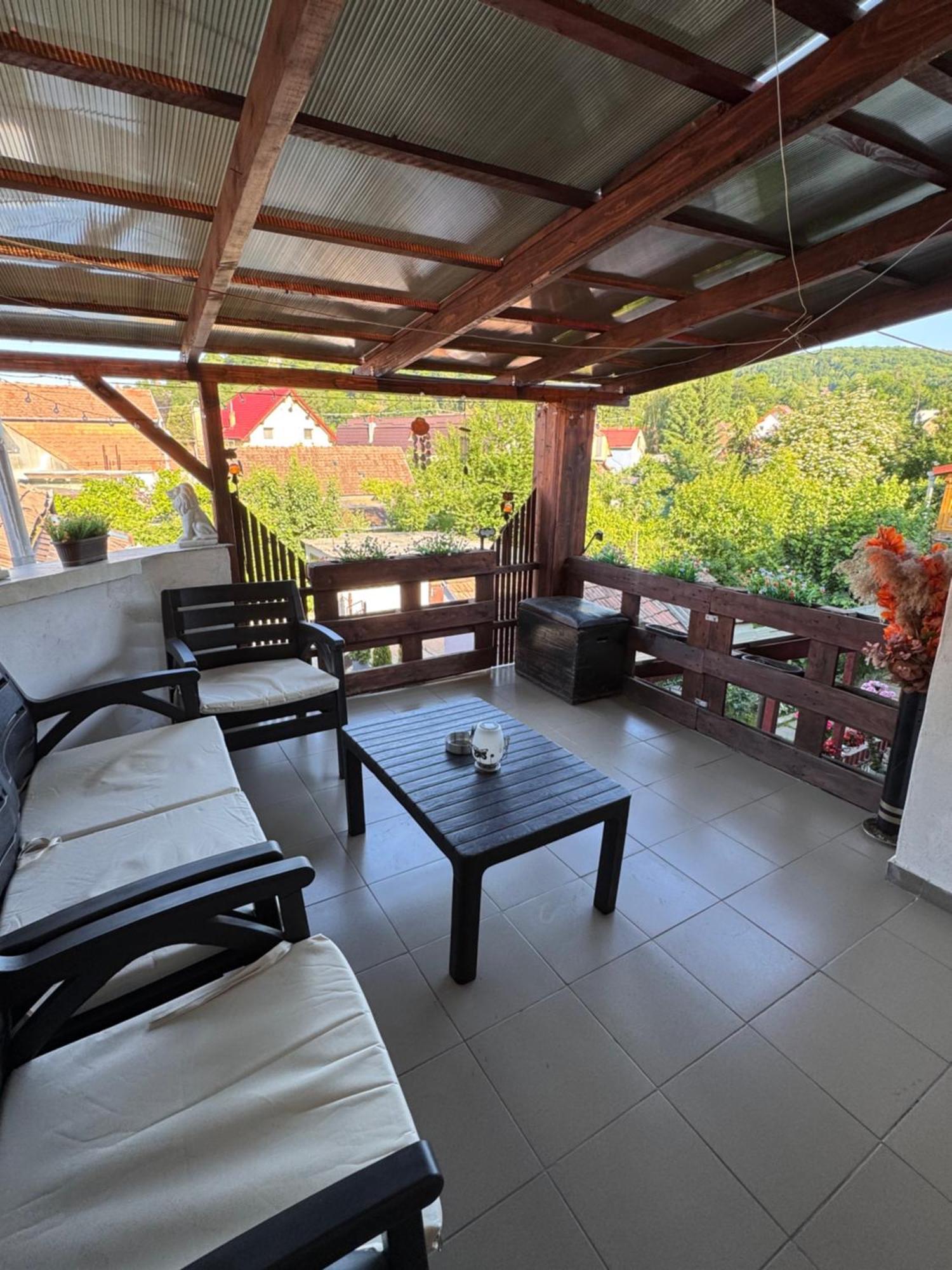 Отель Casa Rio Сигишоара Экстерьер фото